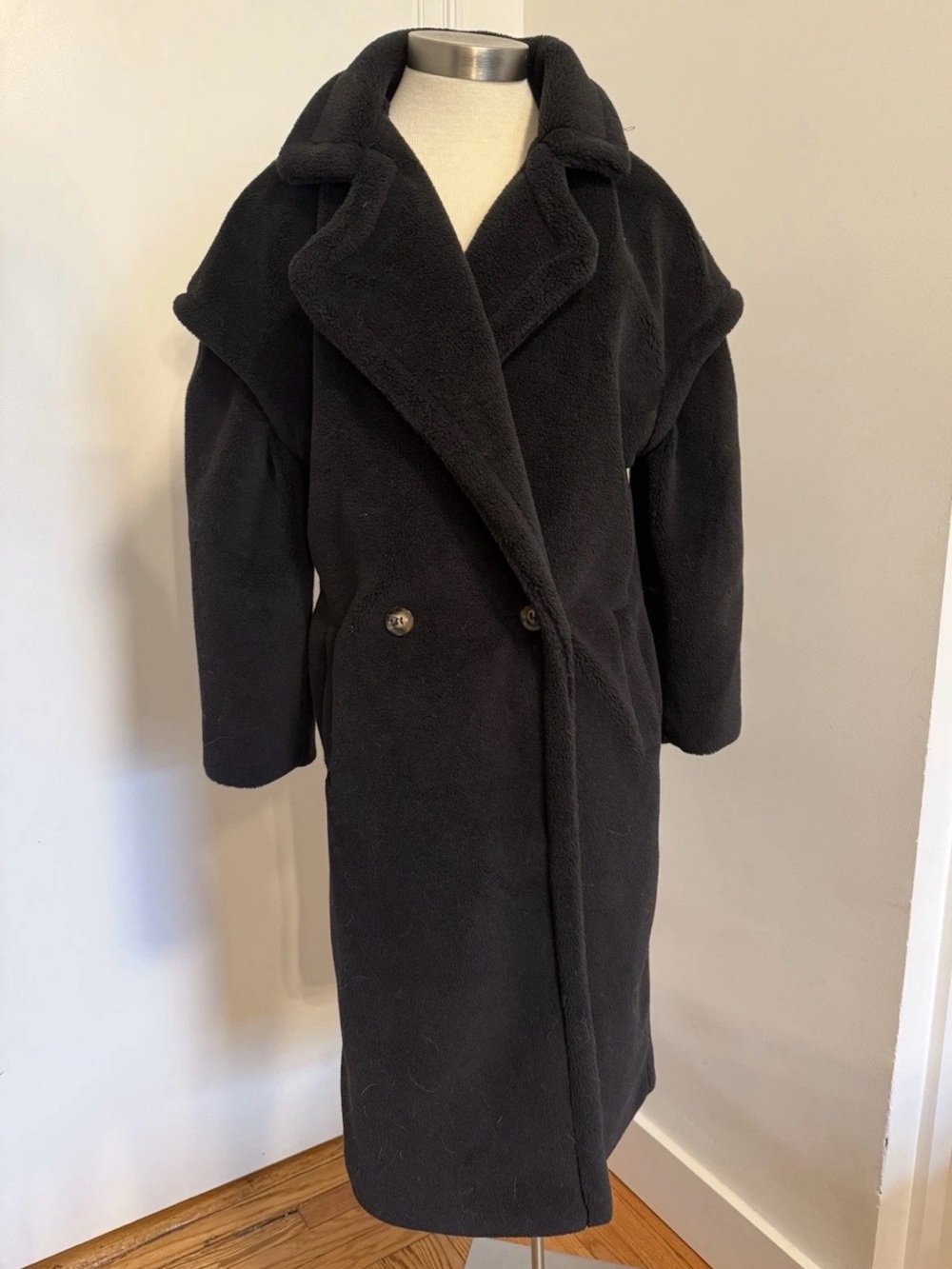 Pretty Little Thing Long Black Sherpa Trench Coat (Inside Lined )Size S